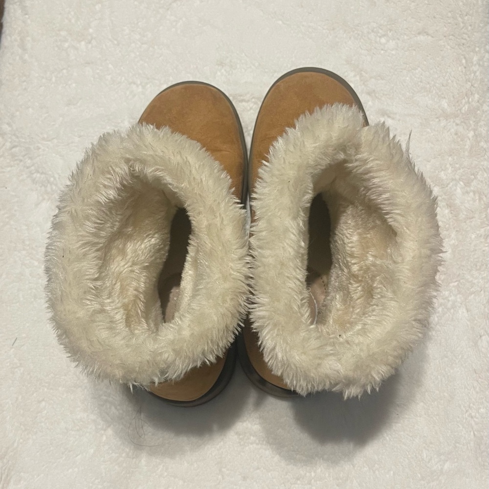 Life Stride Tan casual Ankle snow winters Boots with Cream Accents size 7 - Picture 9 of 13